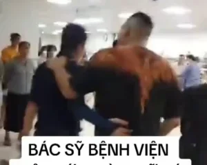 Bác sĩ bệnh viện việt đức xàm sỡ bênh nhân 16 tuổi