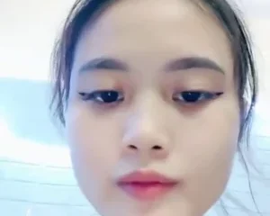 Clip của em gái nghệ danh Bele cực múp ae oiw