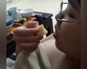Doggy gymer nữ dâm đãng thèm đụ