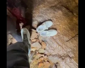 Đổi gió sang bên nước bạn một chút, clip thích tự nhiên của em gái hàng ngon bên tàu