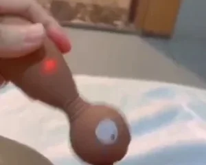 Full clip em Hằng nghịch với chiếc sextoy hình cái chày cuteee
