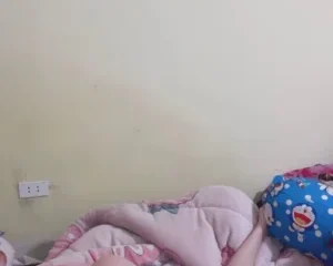 Mẫn Nghi siêu múp – Ngày ngày khoe bím cho anh em