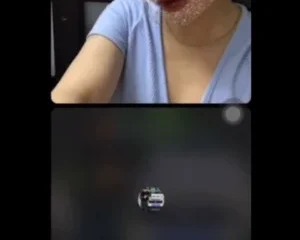 Thúy Trúc call video cùng bạn trai khoe 2 núm vú hồng hào